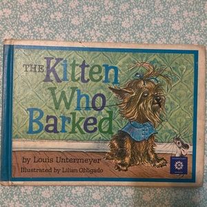 💙 Vintage Hardcover Book - The Kitten Who Barked